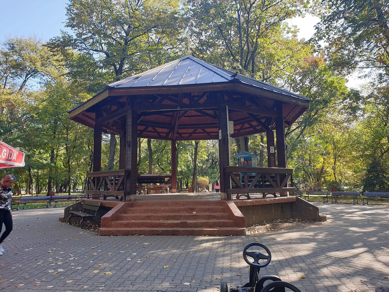 A gazebo in Kiseleff Park, Bucharest